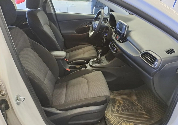 Hyundai I30 cena 45990 przebieg: 166000, rok produkcji 2018 z Człuchów małe 46